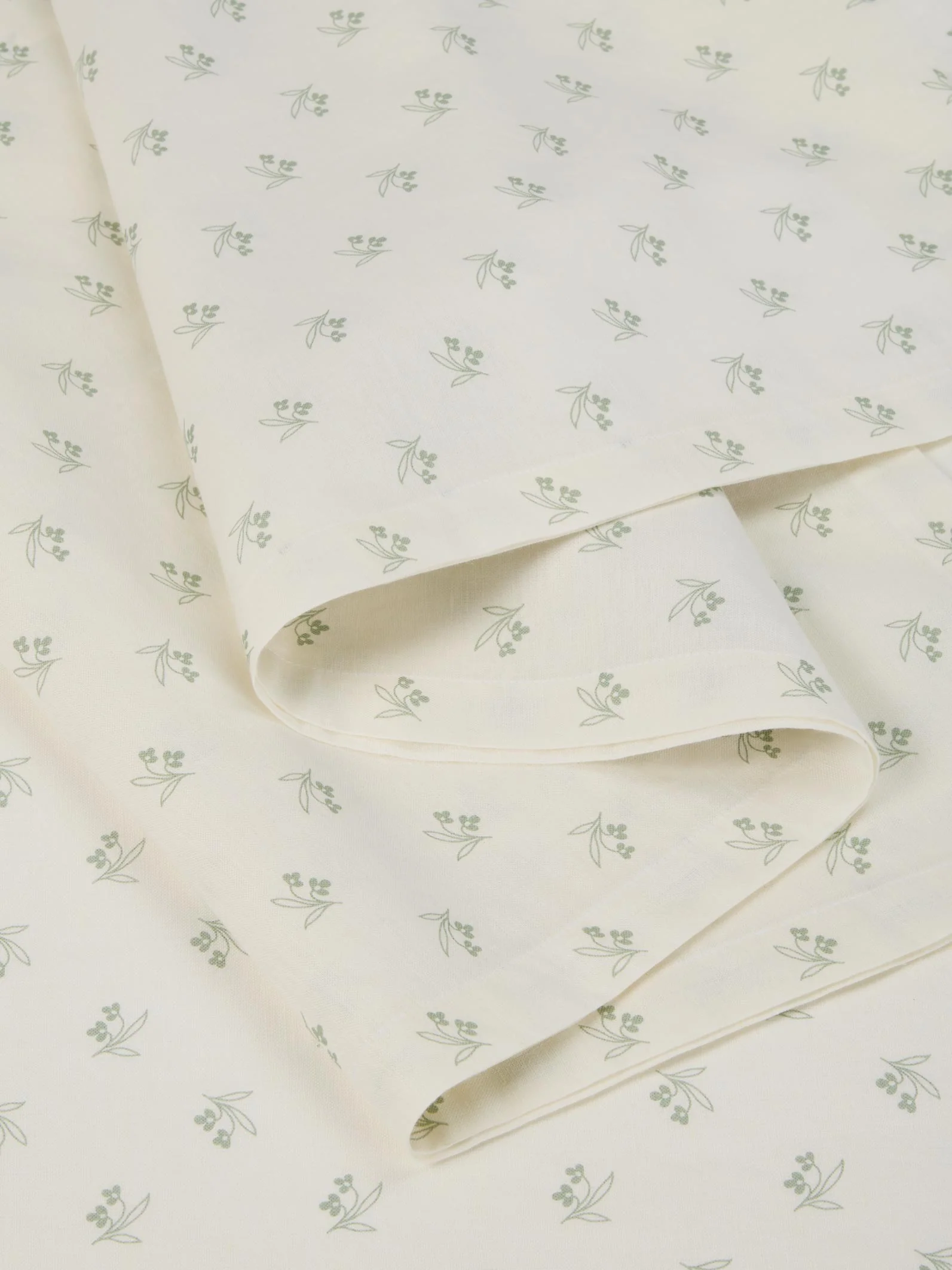 Mellow Green Martha Floral Linen Blend Runner - Image 3