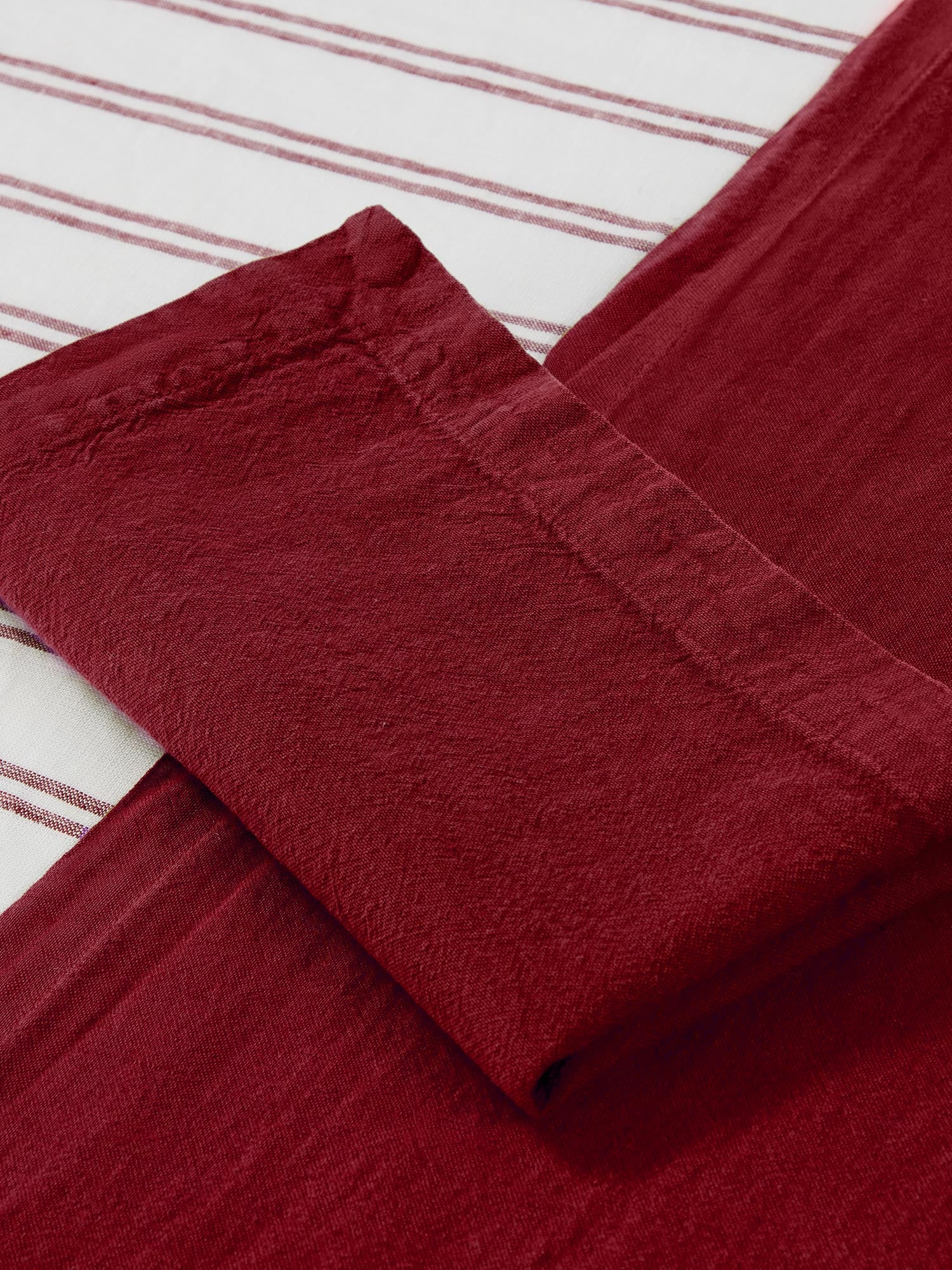 Rhubarb Linen Blend Napkins Set of 4 - Image 3